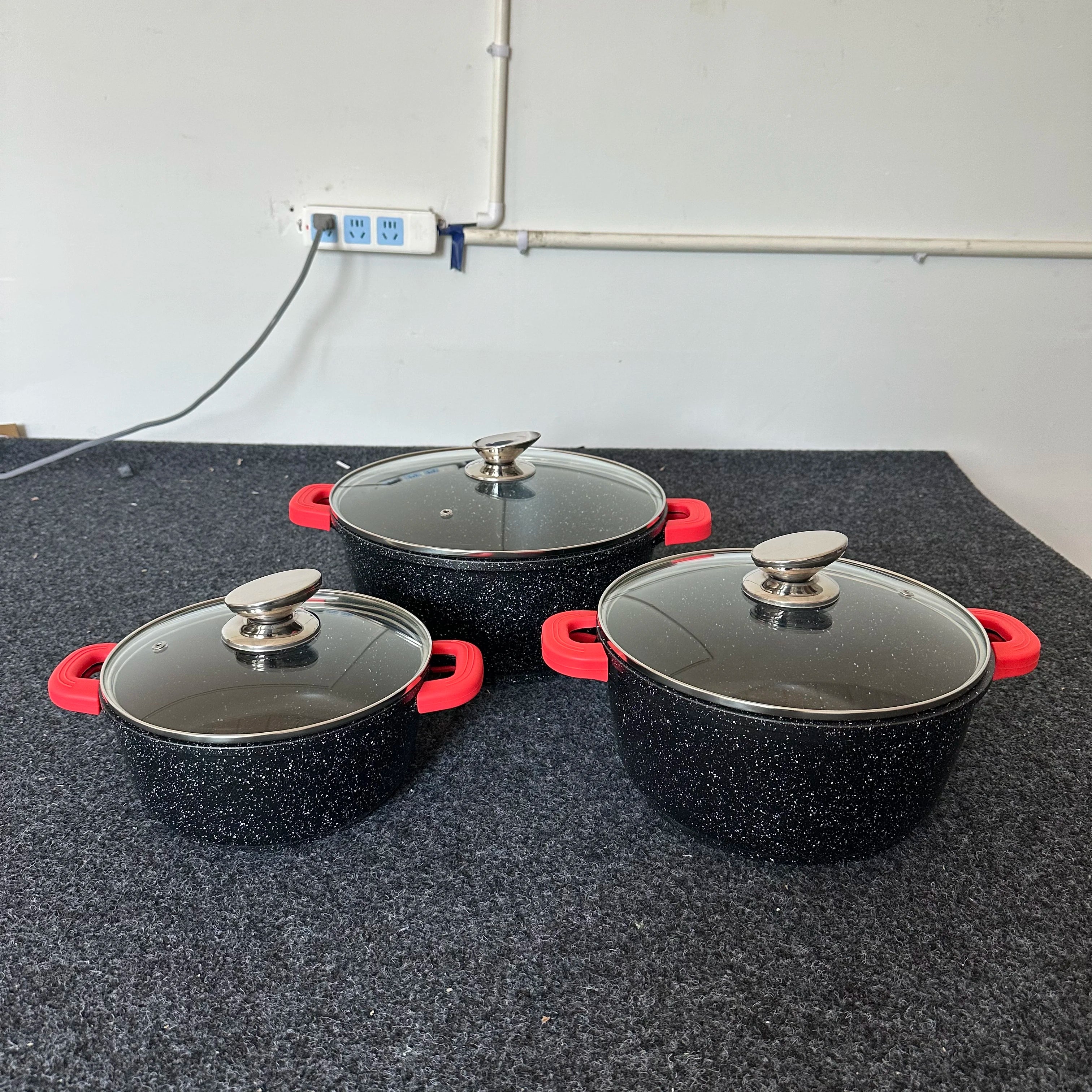 Black Marble Modern Kitchen Cookware Set Casserole Aluminium Sauce Pan Durable Eco-Friendly Non-Stick Oven Safe Healthy 6-Piece l'atelier des ustensiles