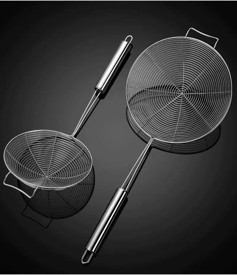 Large Stainless Steel Wire Kitchen Colander for Home Use Filters Water & Oil for Frying Noodles Dumplings Utensils Cooking l'atelier des ustensiles