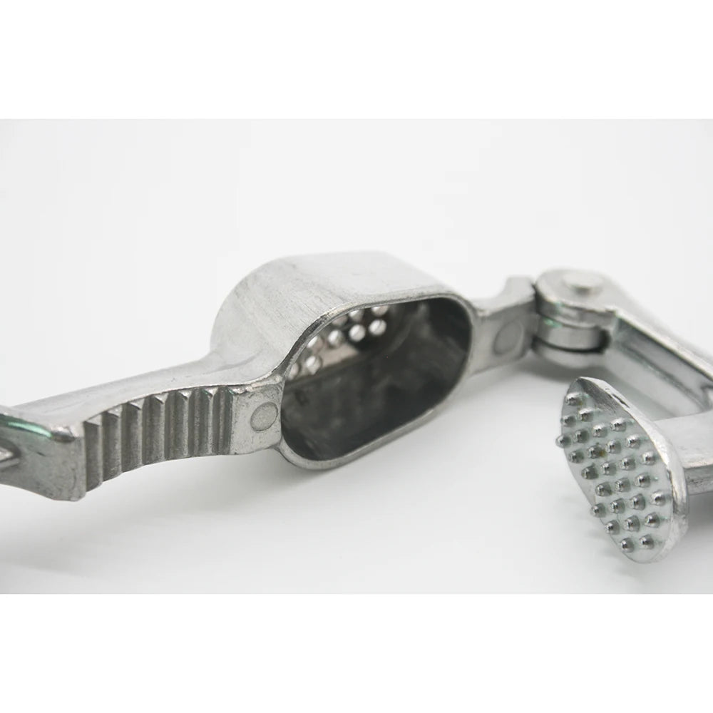 Kitchen Utensils Aluminum Garlic Press Garlic Masher l'atelier des ustensiles
