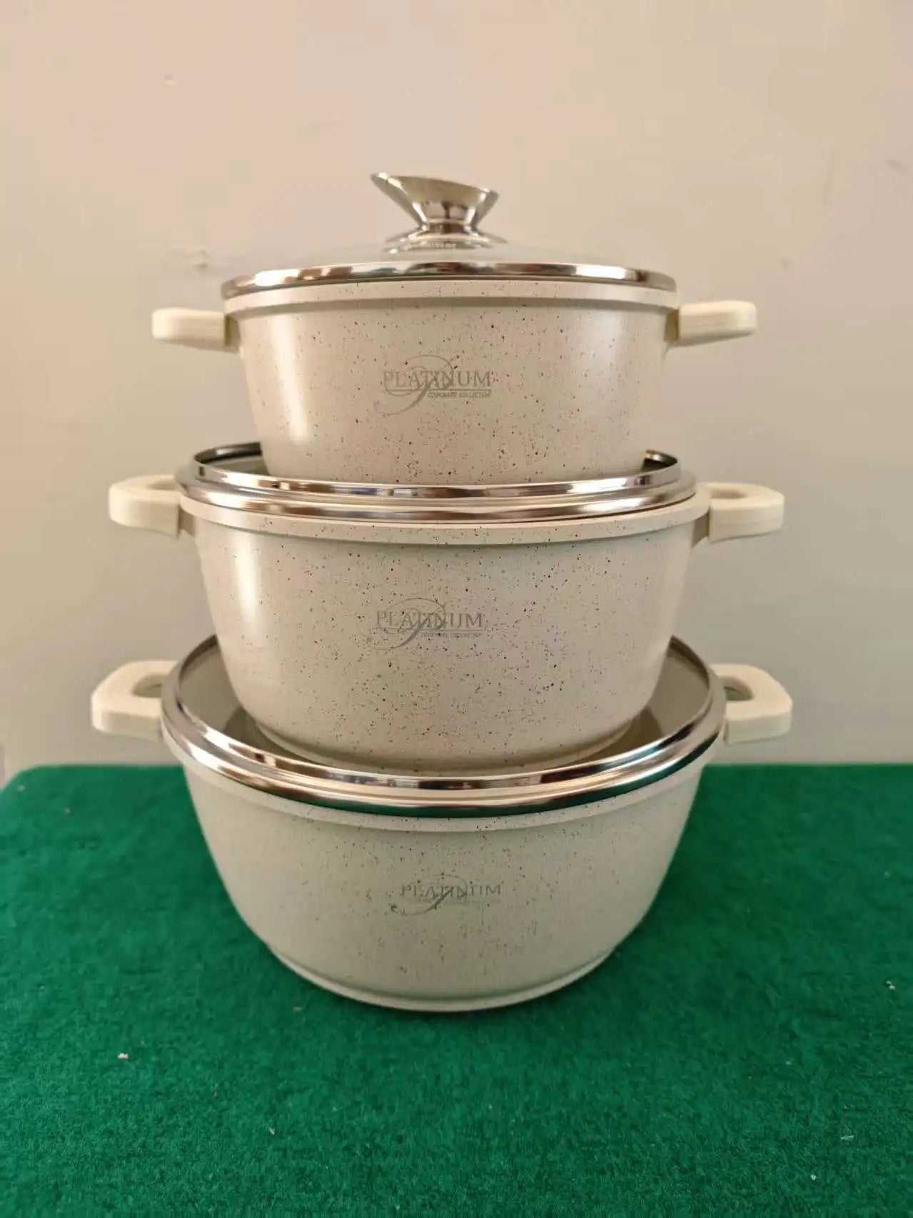 Black Marble Modern Kitchen Cookware Set Casserole Aluminium Sauce Pan Durable Eco-Friendly Non-Stick Oven Safe Healthy 6-Piece l'atelier des ustensiles