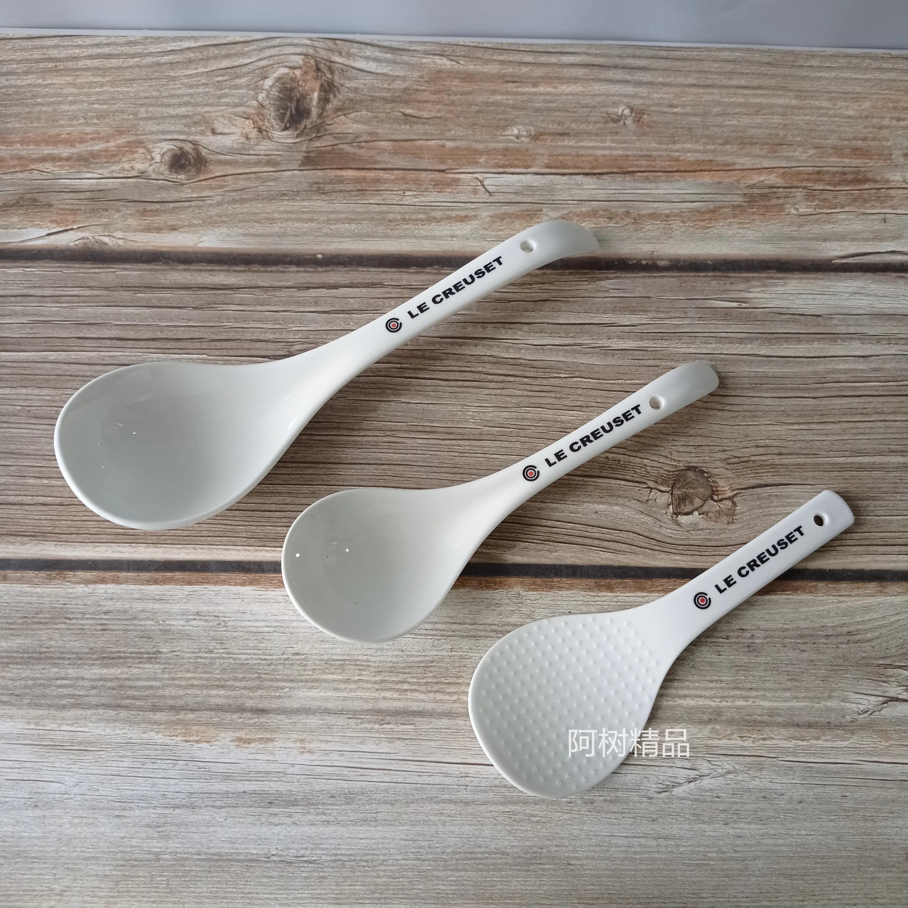 Grand bol à soupe en céramique, bol à salade, Le Creuset, usage domestique, grand bol, vaisselle de style français l'atelier des ustensiles