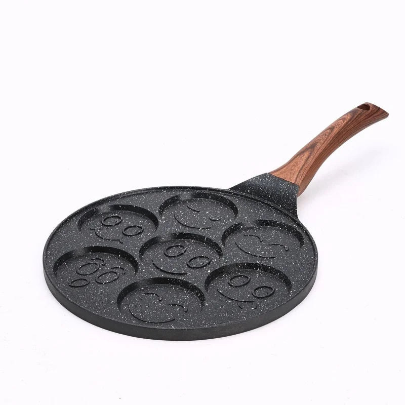 JUSTINLAU poêle à crêpes à sept trous en alliage d'aluminium Pot de petit déjeuner Smiley Animal poignée en bakélite poêle antiadhésive poêle à omelette frite l'atelier des ustensiles