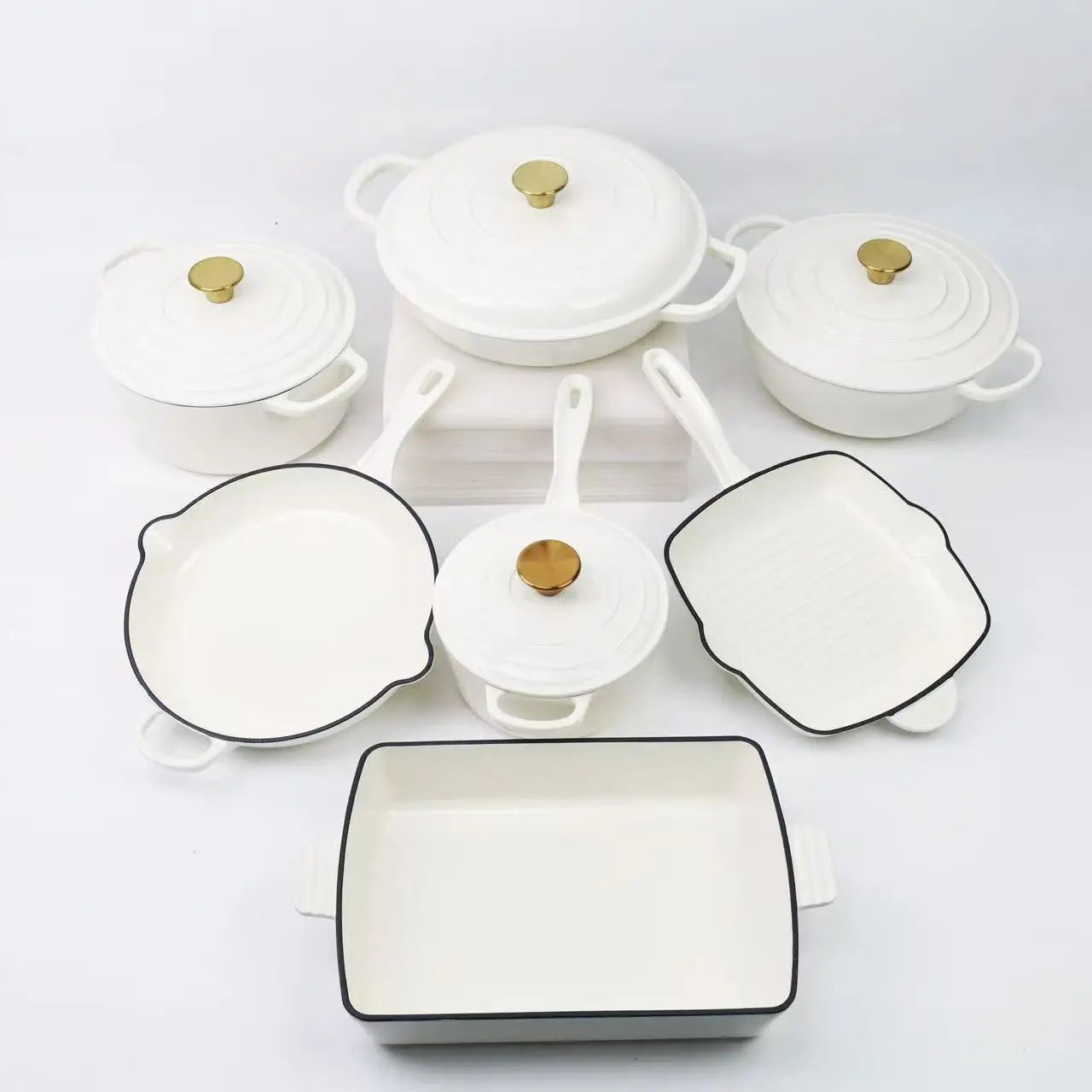 Ensemble de casseroles en émail multicolore, 11 pièces, ustensiles de cuisine en fonte, four hollandais à Induction, vente en gros l'atelier des ustensiles