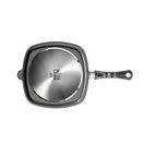 Poêle à frire carrée AMT Gastroguss The Worlds avec base grill en forme de losange pour induction 28 x 28 cm, hauteur 5 cm, aluminium moulé sous pression l'atelier des ustensiles